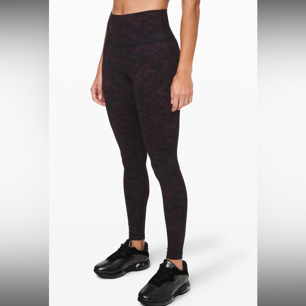 Lululemon Athletica: Wunder Under High-Rise Tight 28” Luxtreme